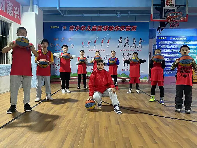 如何通过模拟比赛提高控卫的应变能力_1
